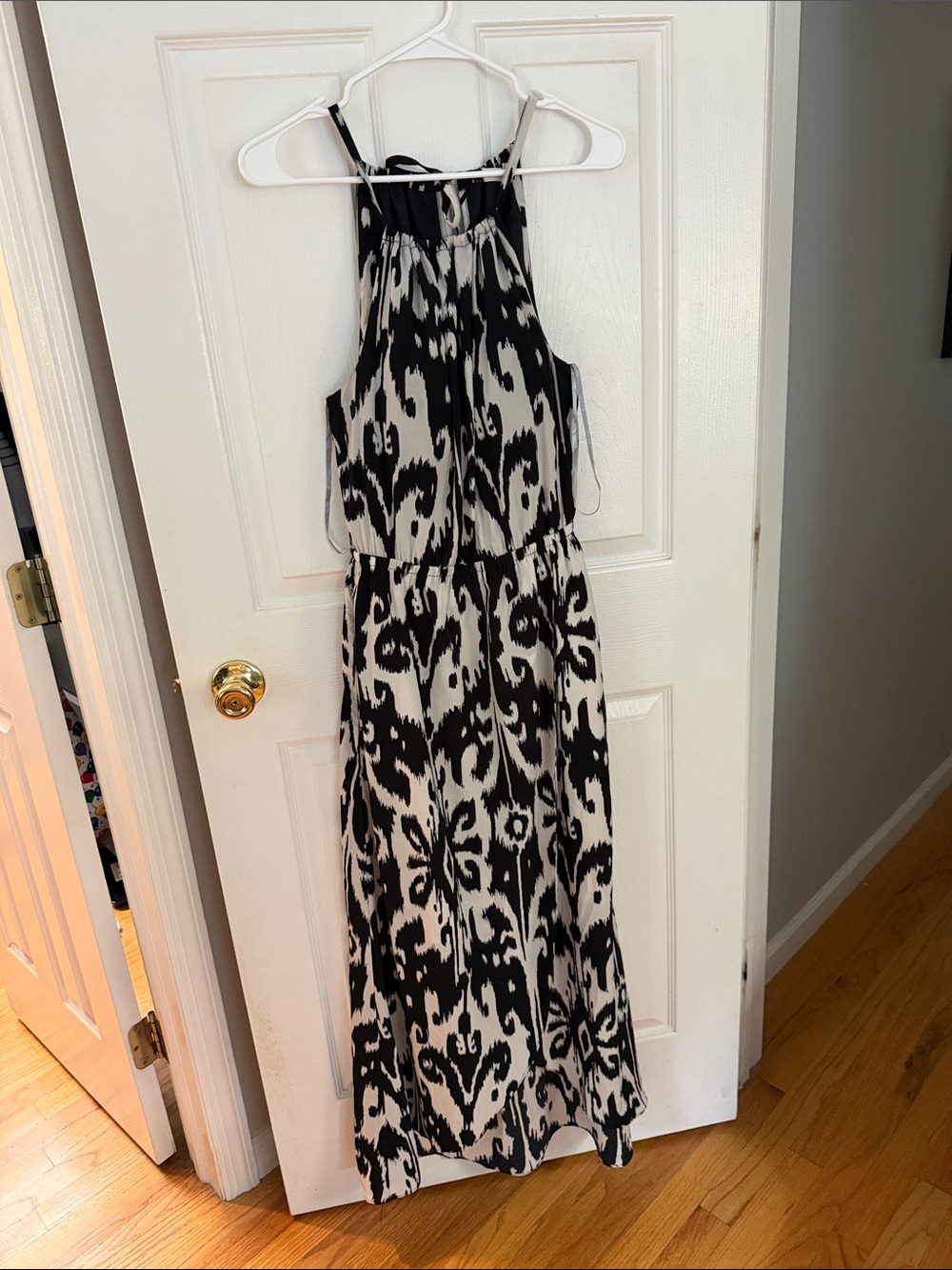 ATHLETA Black & White Halter Maxi Dress - Stylish Women's Summer Dress